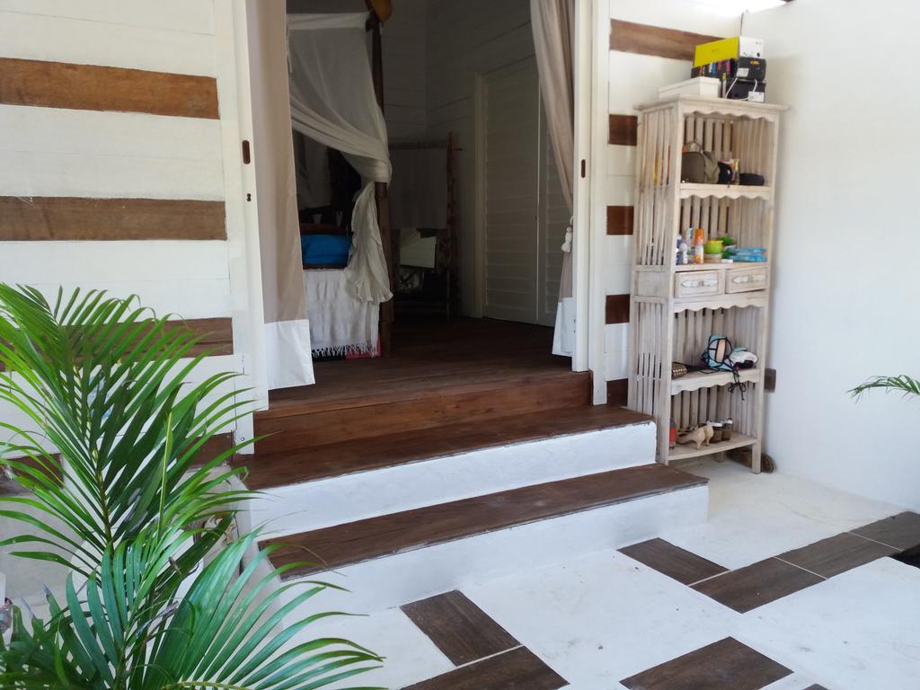 Wera Beach Kadumbul Екстериор снимка