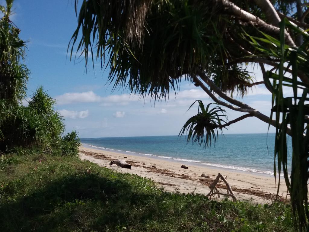 Wera Beach Kadumbul Екстериор снимка
