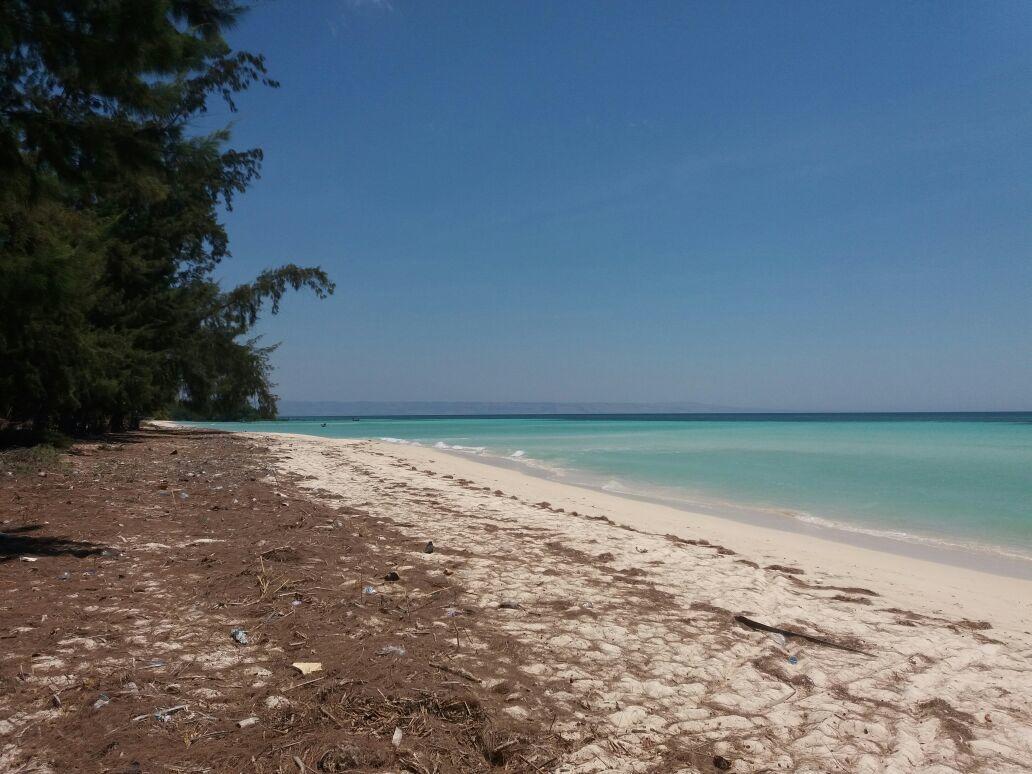 Wera Beach Kadumbul Екстериор снимка