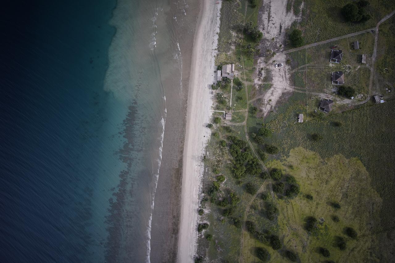 Wera Beach Kadumbul Екстериор снимка