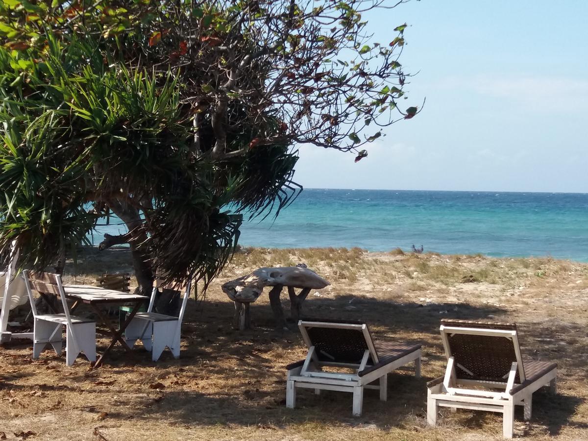 Wera Beach Kadumbul Екстериор снимка