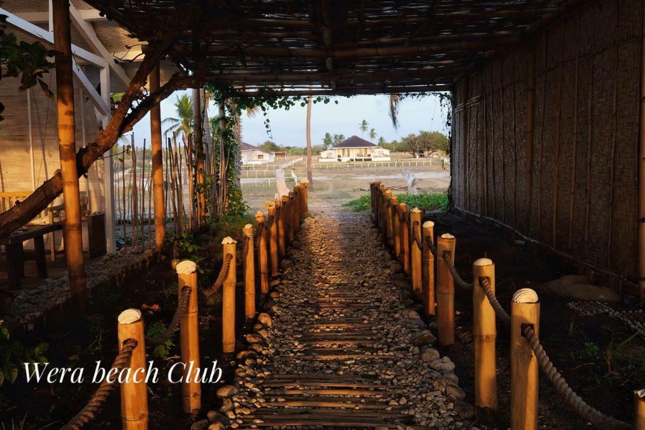 Wera Beach Kadumbul Екстериор снимка